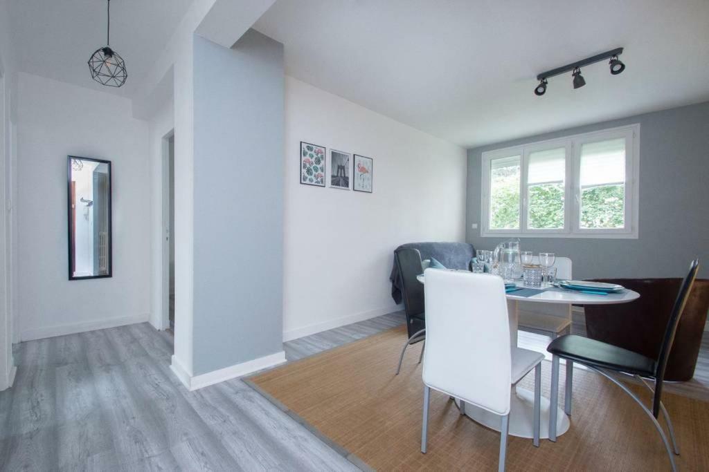 Appartement 2 Chambres - Parking privé Rennes Esterno foto