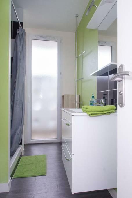 Appartement 2 Chambres - Parking privé Rennes Esterno foto